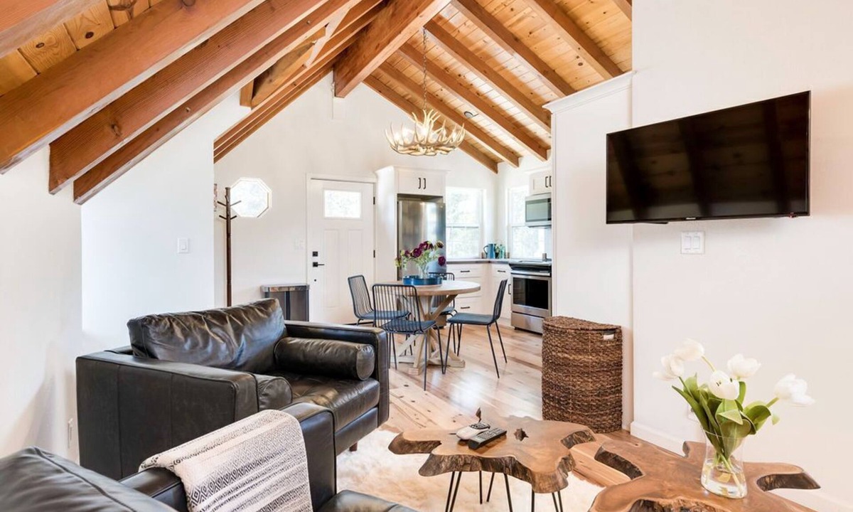 Arroyo Grande Apartment | Country Chic Apartment on 5 Acres