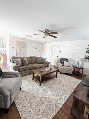 Knox City House | Country Cottage - Fully Remodeled