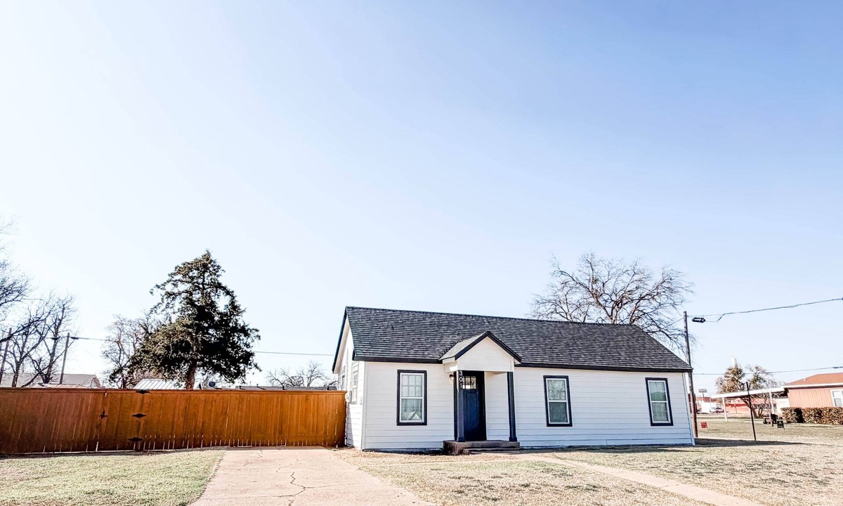 Knox City House | Country Cottage - Fully Remodeled