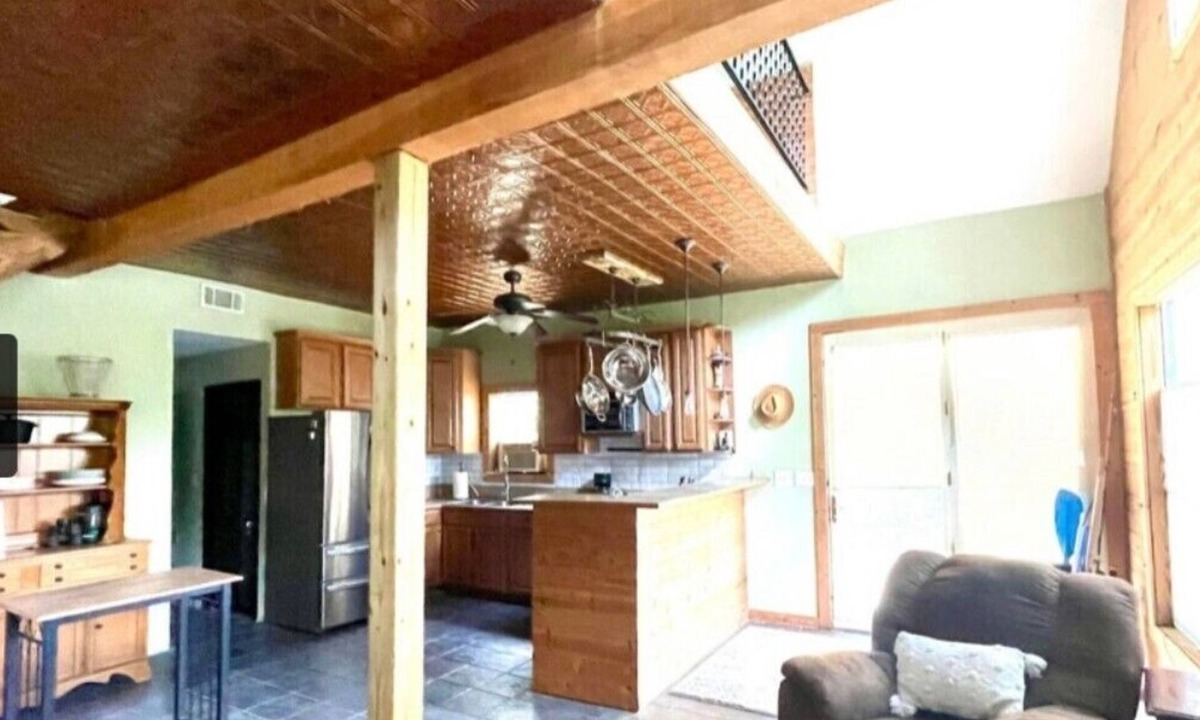 Poplarville Cottage | Country Cottage