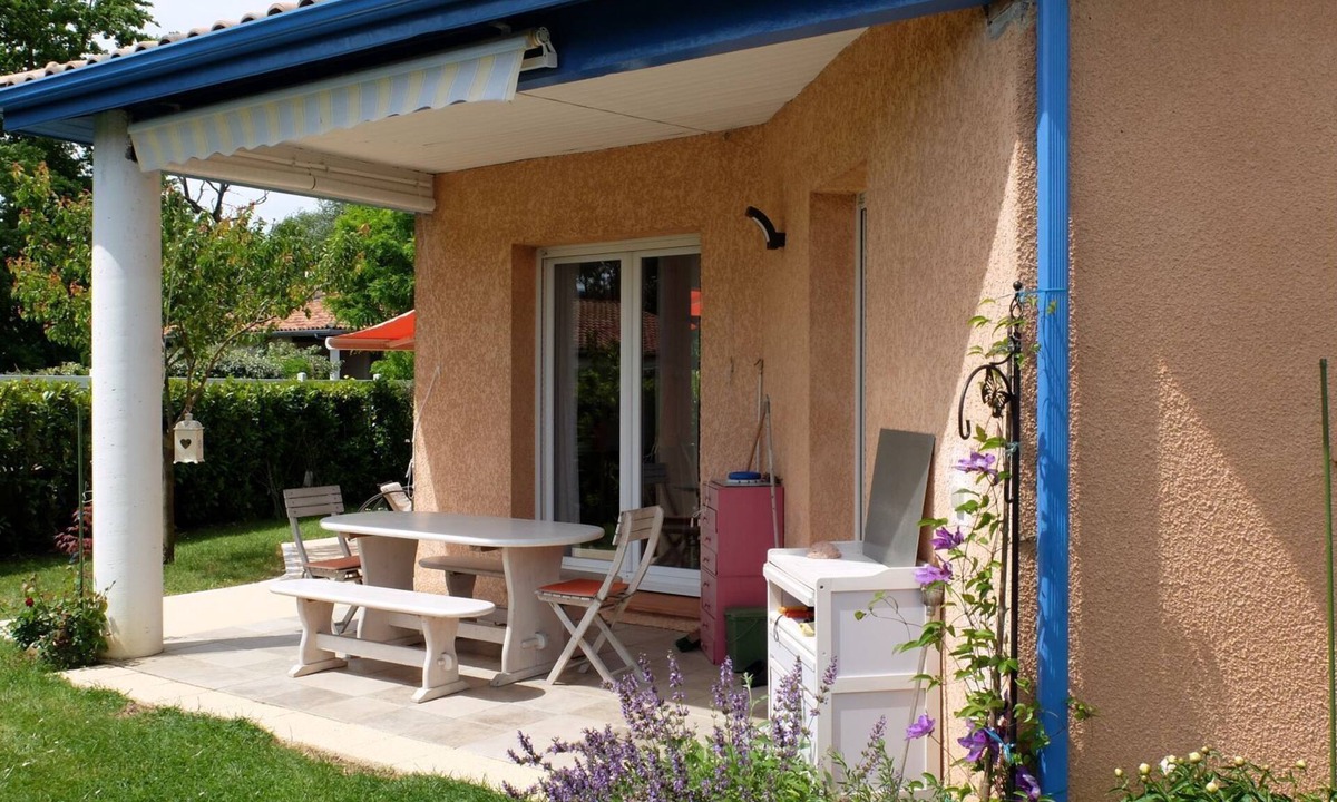 Saint-Sulpice House | Country house