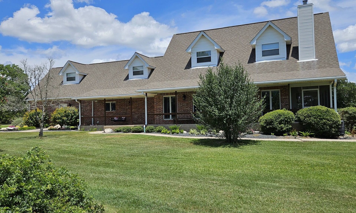 Wellborn House | Country Getaway Close to Campus-Kyle Gameday House Rental on 6 Acres