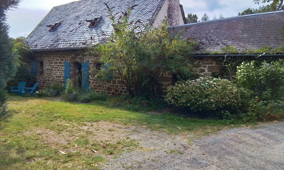 Marcouyeux (le Jardin) House | Country house