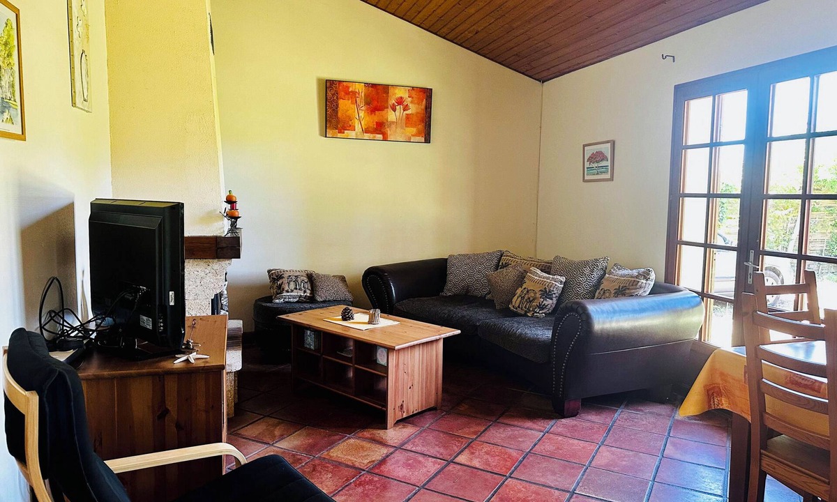 Jau-Dignac-et-Loirac House | Country house 6 persons