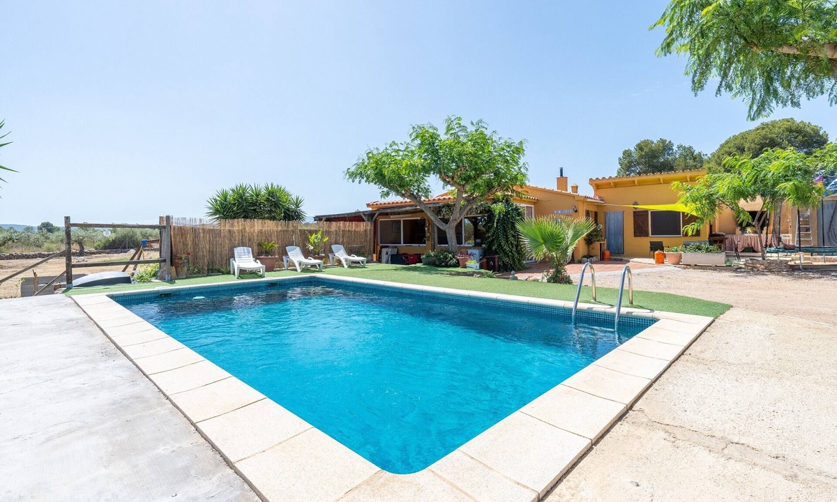 L'Ametlla de Mar Villa | Country House 'Can Boquera' with Mountain View, Private Pool and Wi-Fi
