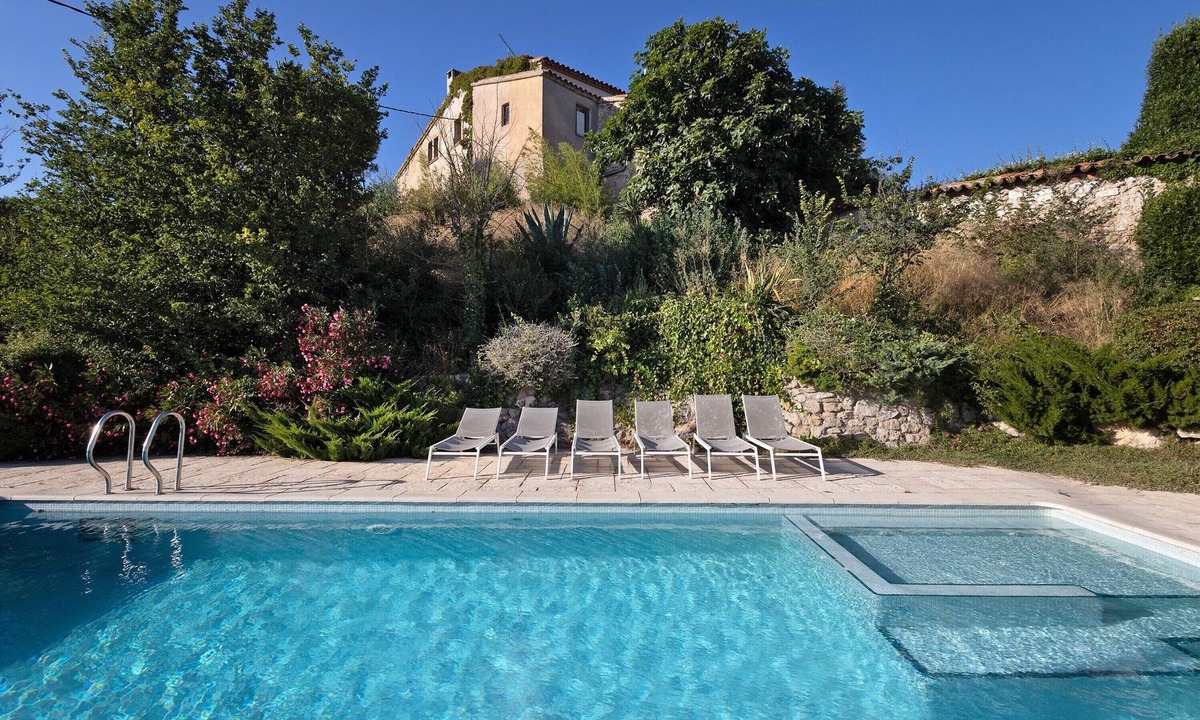 El Bruc House | Country House 'Casa Espigol' with Mountain Views, Private Pool and Wi-Fi
