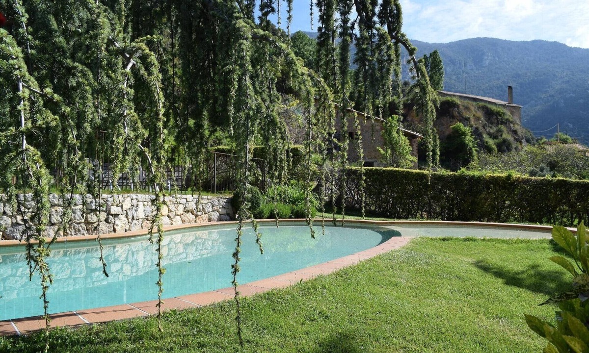 Oden House | Country House 'El Racó D'Espunyes' with Mountain View, Private Pool and Wi-Fi