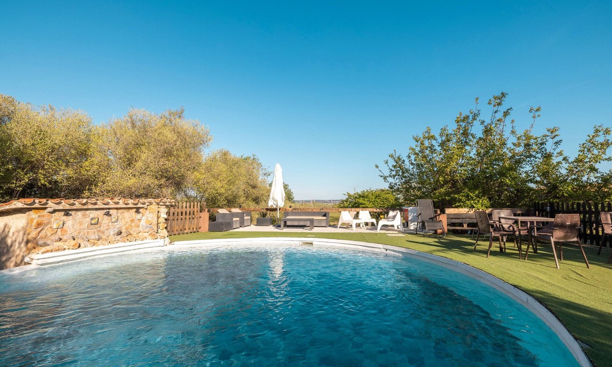 La Selva del Camp Villa | Country House 'El Pi De La Selva' with Private Pool, Private Terrace and Wi-Fi