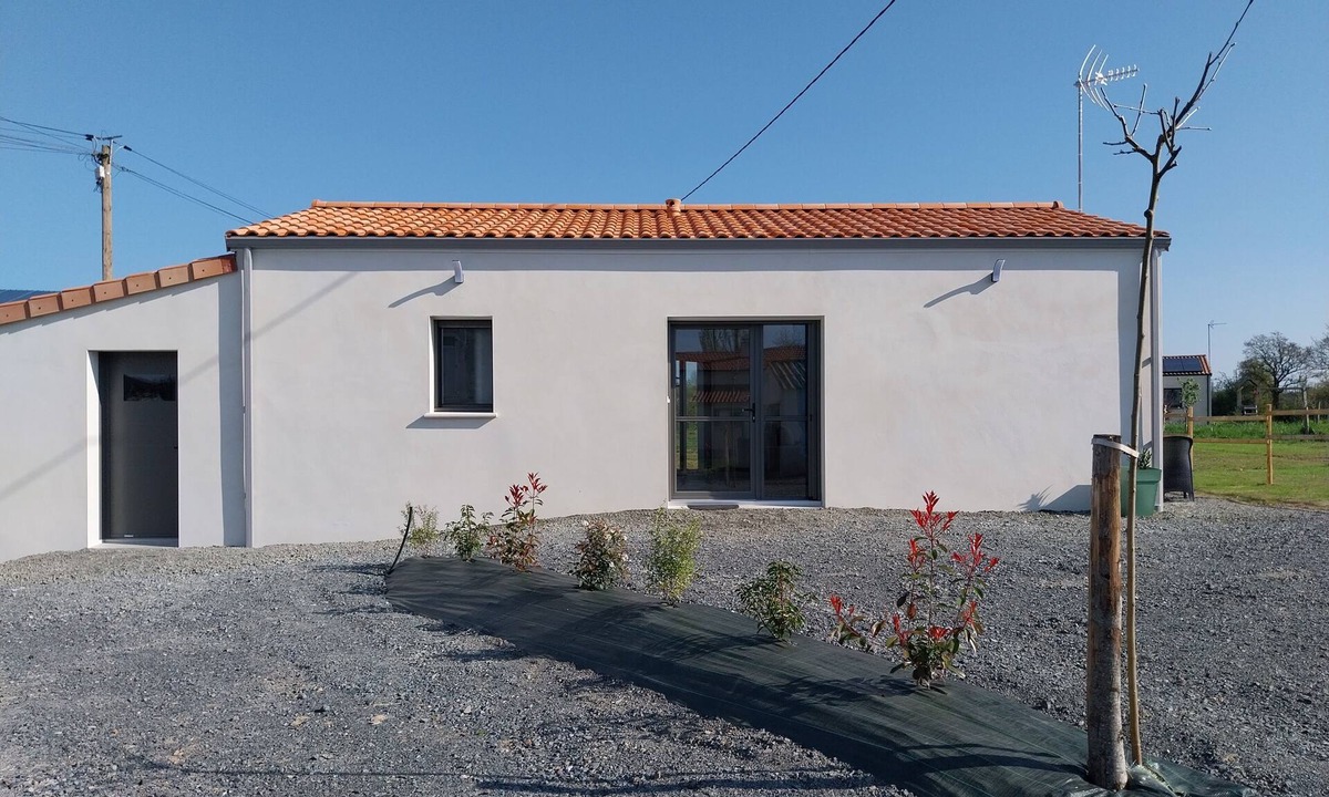 La Plaine House | Country house