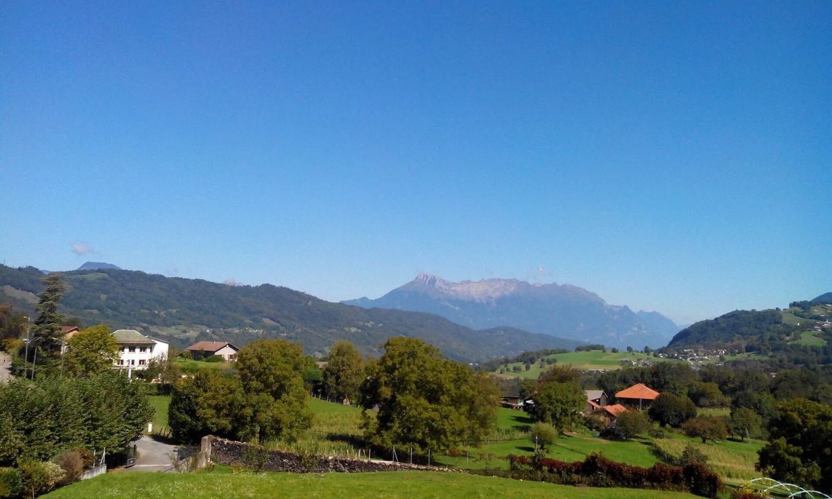 Arvillard House | Country House 'Logis Belledonne - Group' with Mountain View, Shared Pool, and Wi-Fi