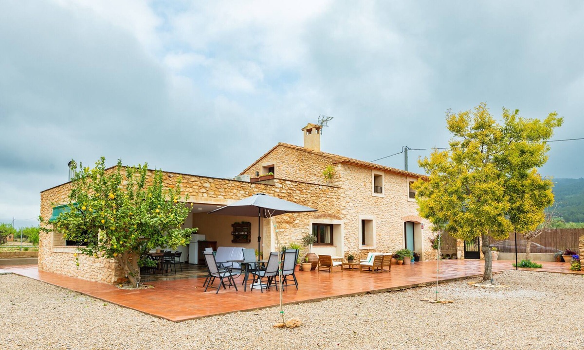 Vall d'Alba House | Country House 'Mas de Morera' with Year-Round Pool Access