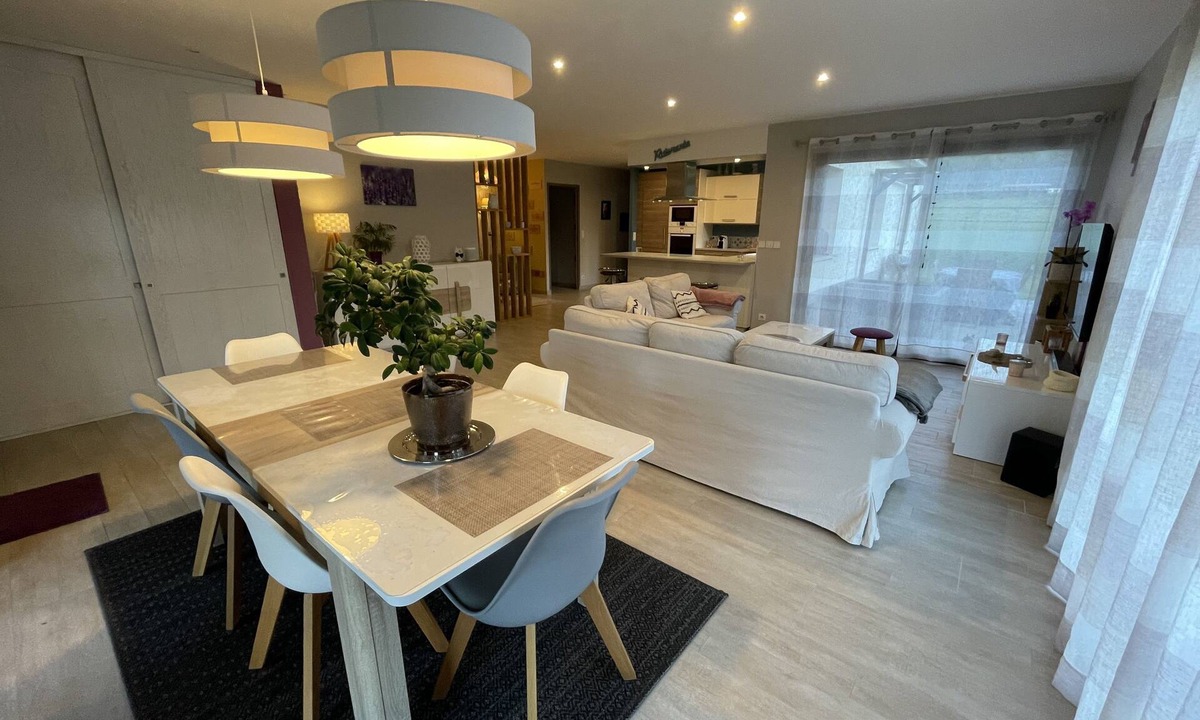 Sainte-Croix-sur-Aizier House | Country house near route des chaumières