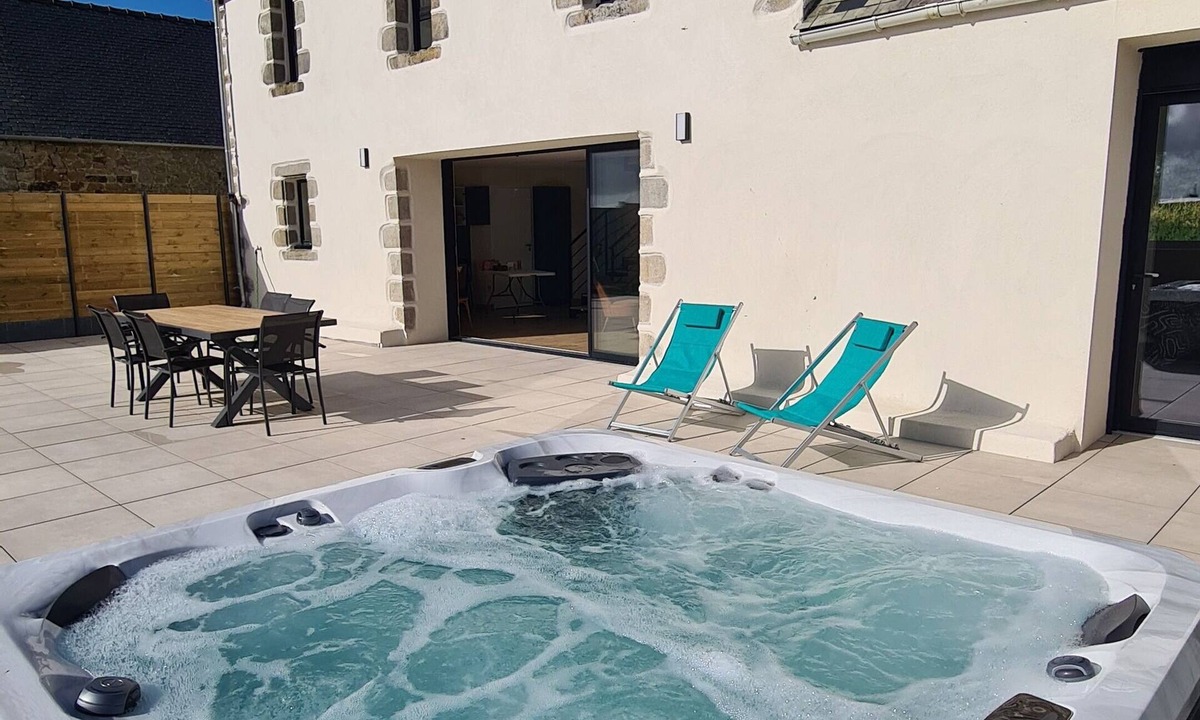 Tremaouezan House | Country house with jacuzzi
