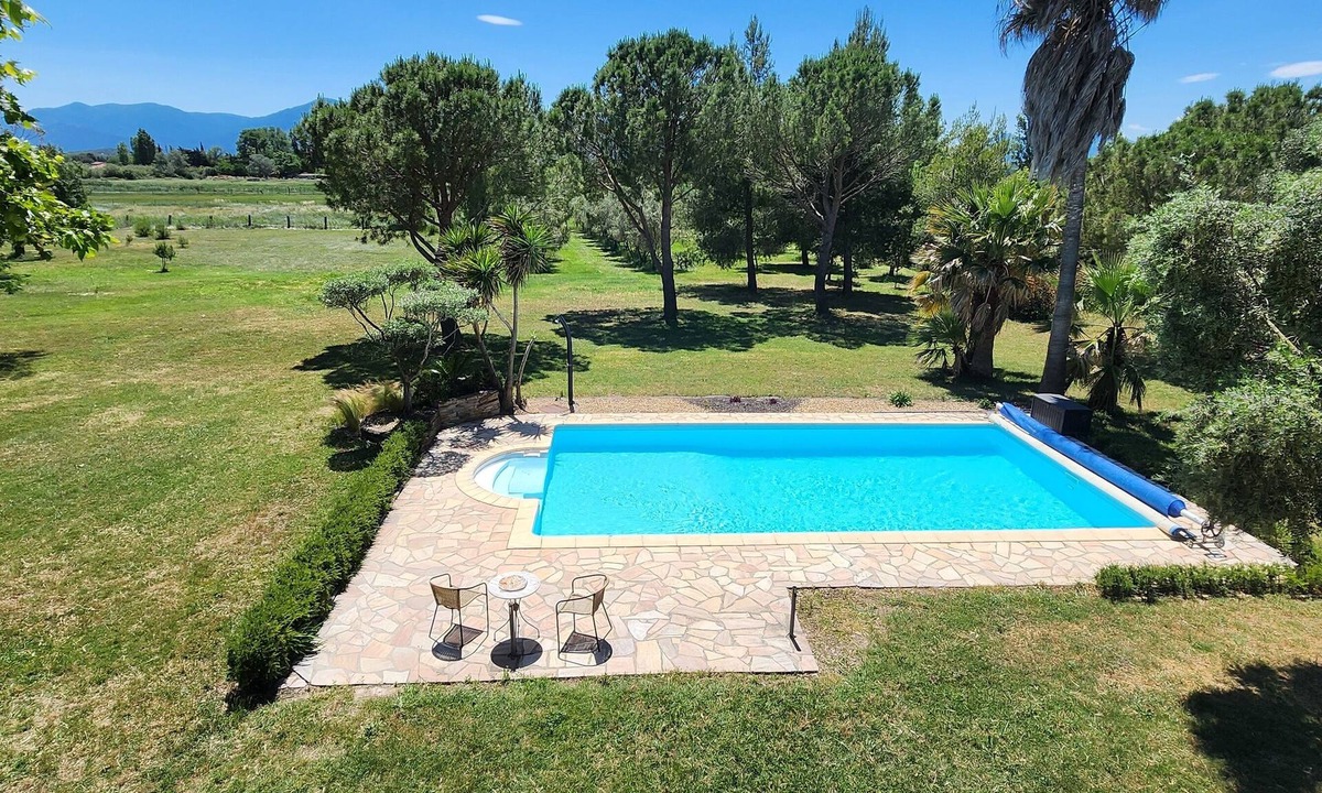 Bages House | country house with large pool