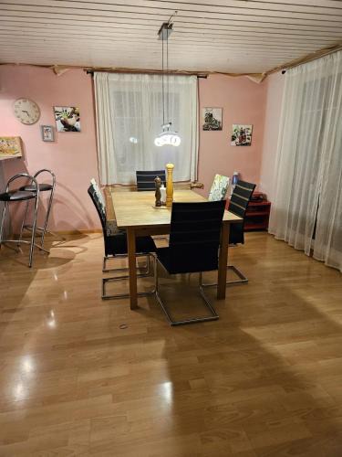 Egnach Apartment | Country house with large garden