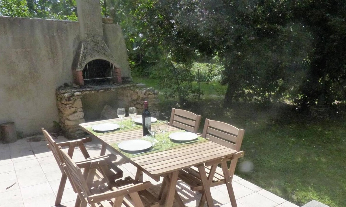 Saissac Apartment | Country house with private garden
