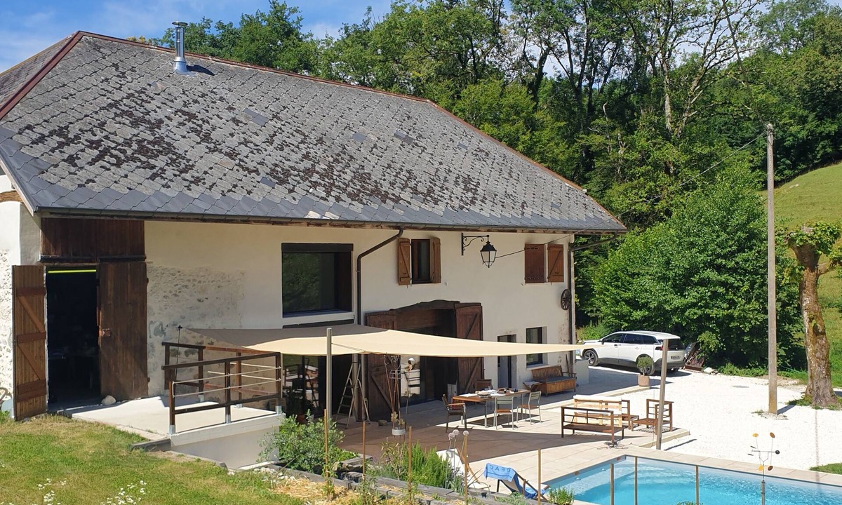 La Biolle House | Country house with swimming pool 10 min from Aix les bains