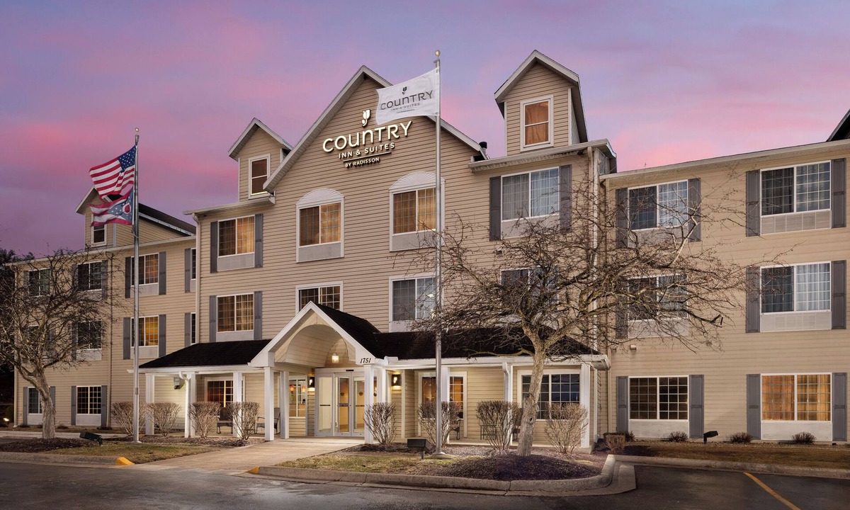 Springfield Hotel | Country Inn & Suites by Radisson, Springfield, OH