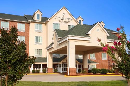 Conway Hotel | Country Inn & Suites by Radisson, Conway, AR