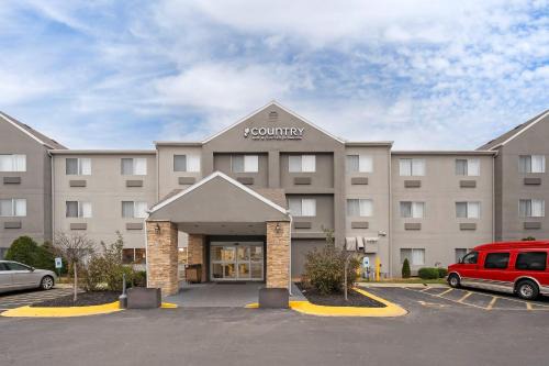 Fairview Heights Hotel | Country Inn & Suites by Radisson, Fairview Heights, IL