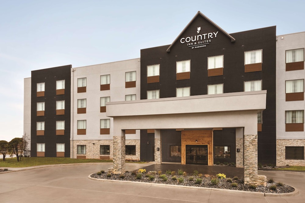Central Oklahoma City Hotel | Country Inn & Suites by Radisson, Oklahoma City-Bricktown, OK