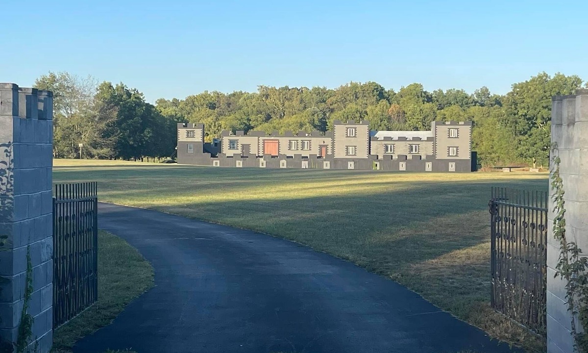 Otisco Other | Country living minutes away from Churchill Downs, Airport, major attractions.