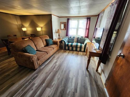 West Monroe House | Country Living