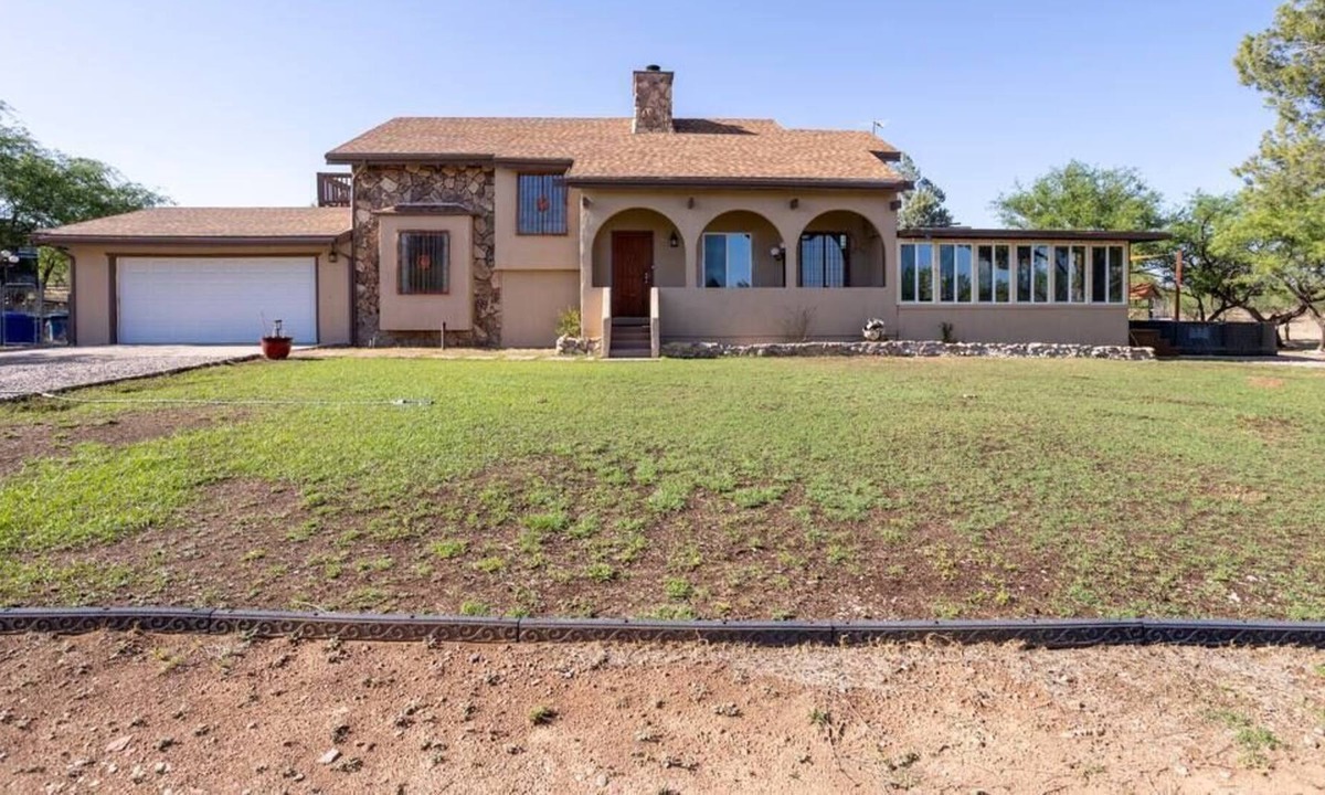 Arivaca House | Country Lodge at Wildlife Adventure Ranch