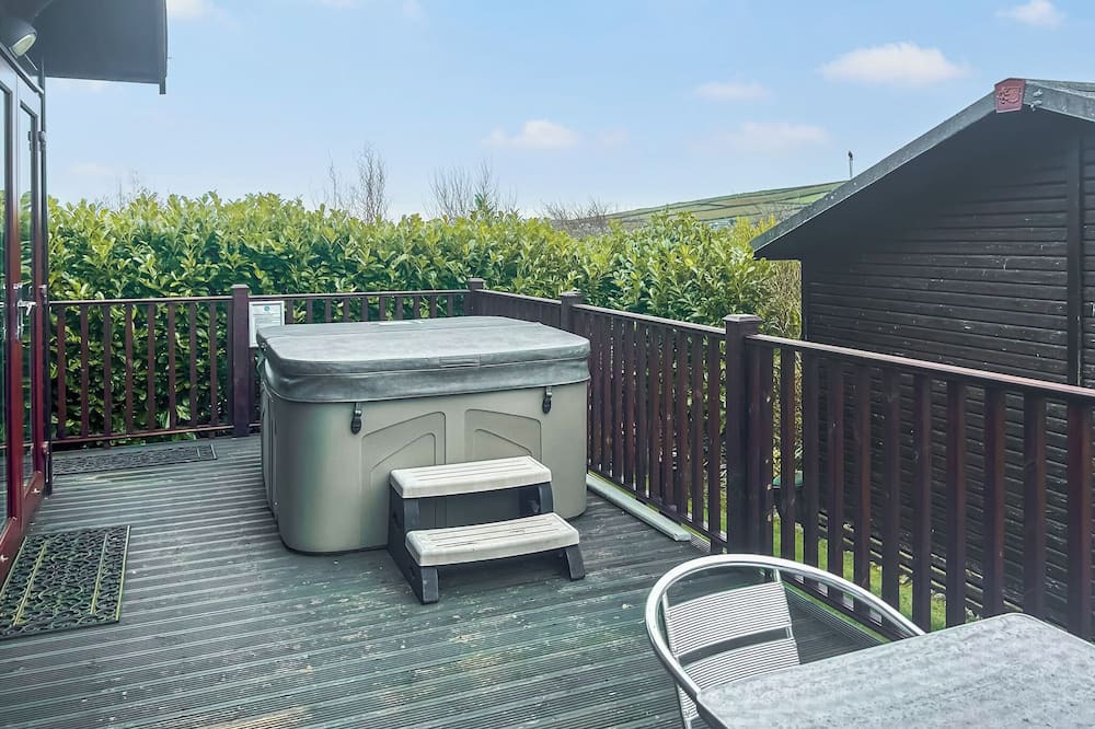 Tintagel Ski Chalet | Country Lodge Four Spa