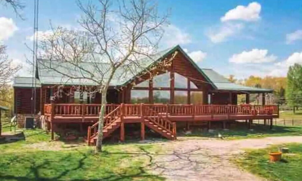 Beulah Cabin | Country Log Home Paradise Ranch