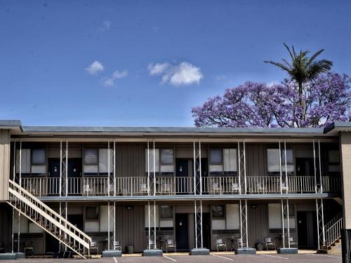 Singleton Hotel | Country Motor Inn