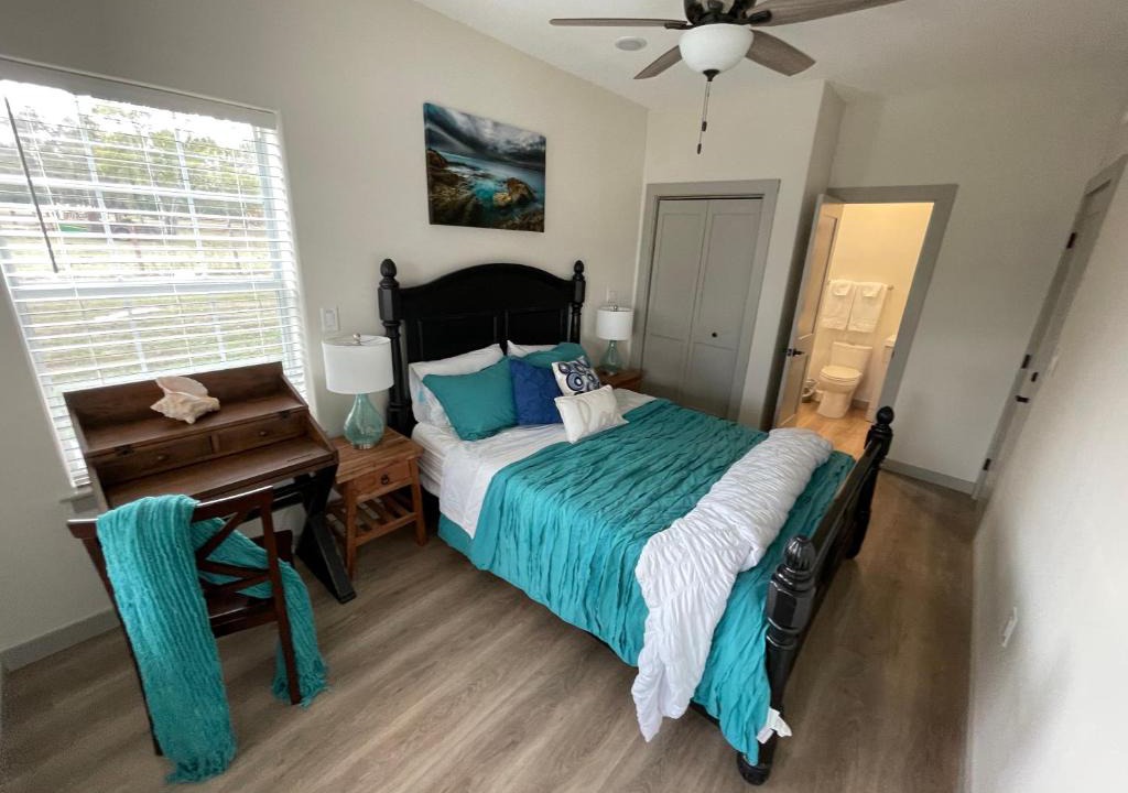 Hockley House | Country Oasis- A
