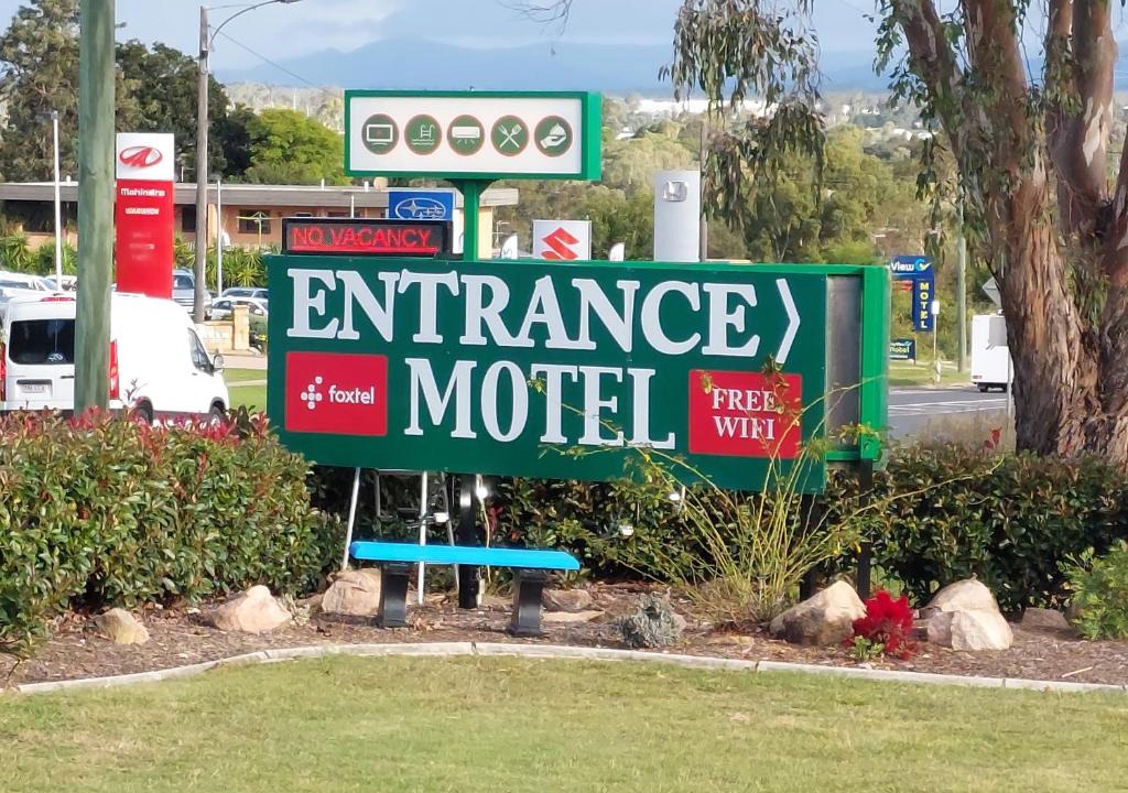 Warwick Hotel | Country Rose Motel Warwick