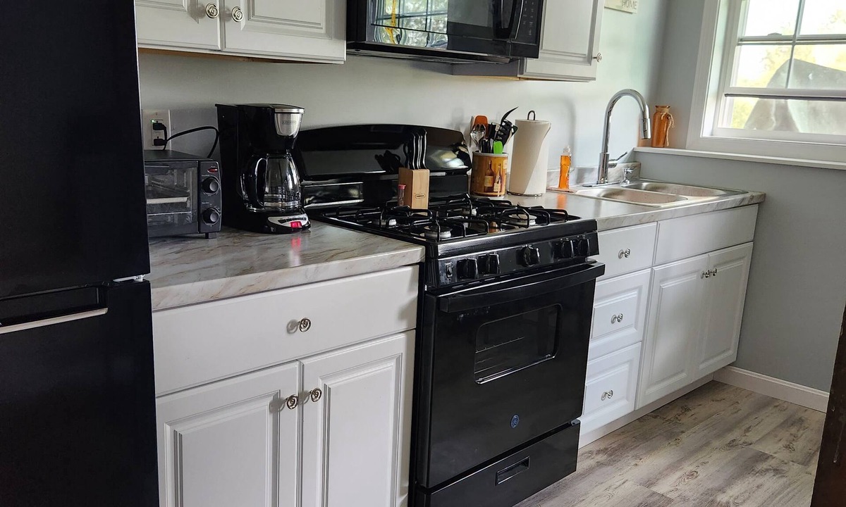 Lyndon Apartment | Country setting close to town