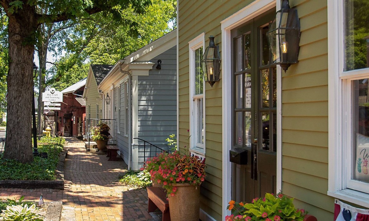 Coshocton Hotel | Country Squire Inn & Suites