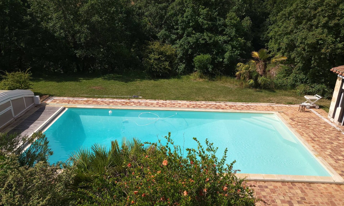 Saint-Leonard House | Countryside as far as the eye can see