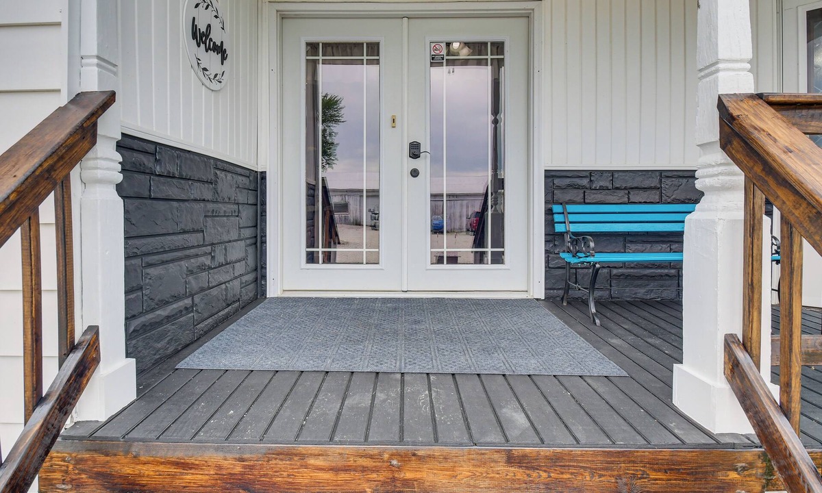 Biggsville Cottage | Countryside Biggsville Home w/Yard, Dogs Welcome!