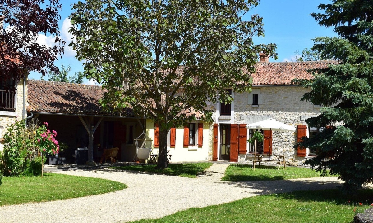 Saint-Jean-de-Sauves House | Countryside Family Haven for 8 with Pool