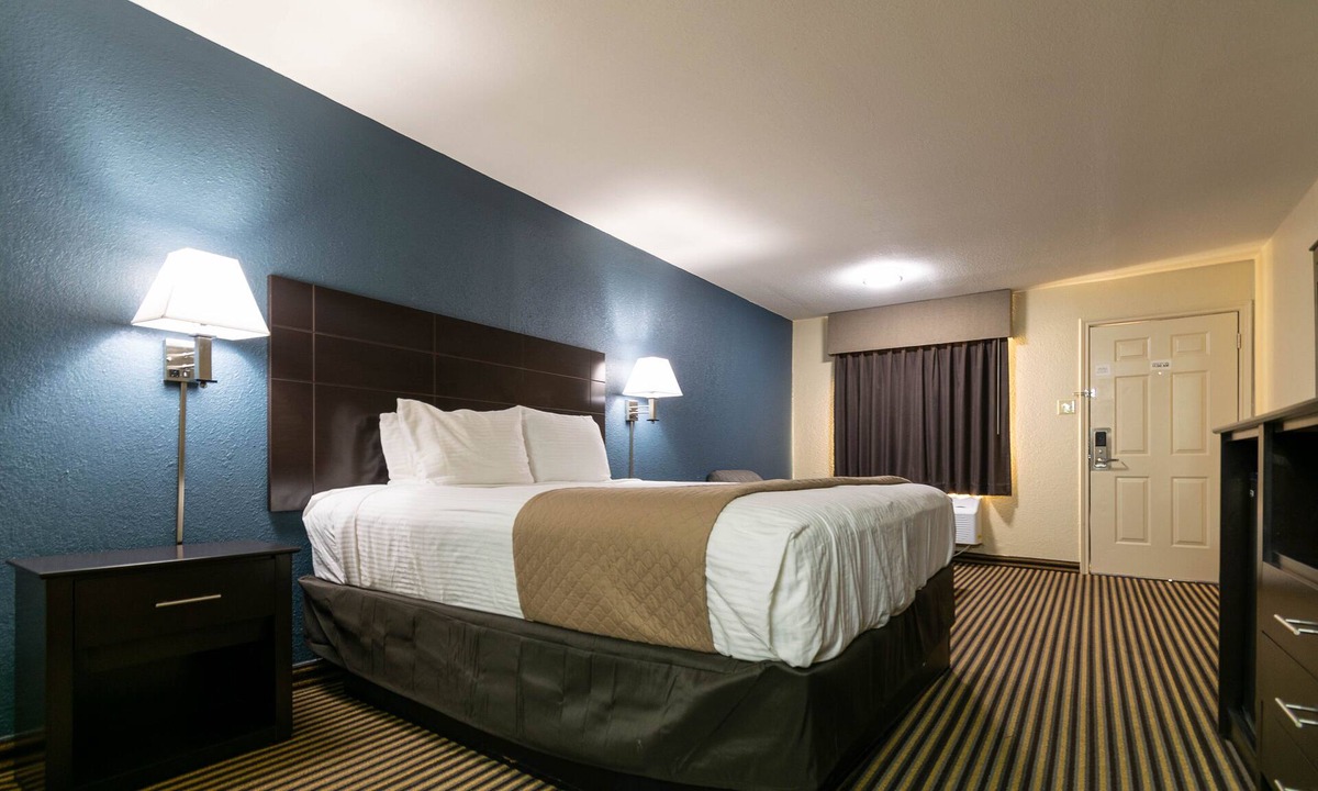 Kaufman Hotel | Countryside Inn