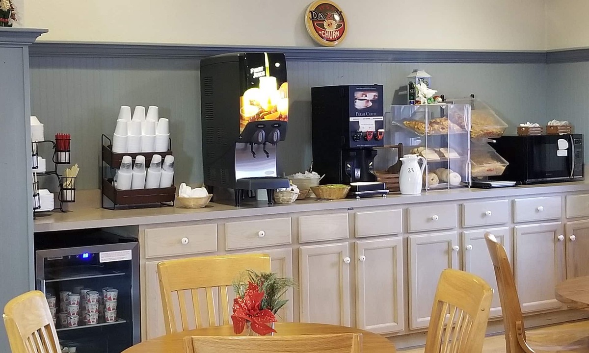 Nappanee Hotel | CountrySide Inn