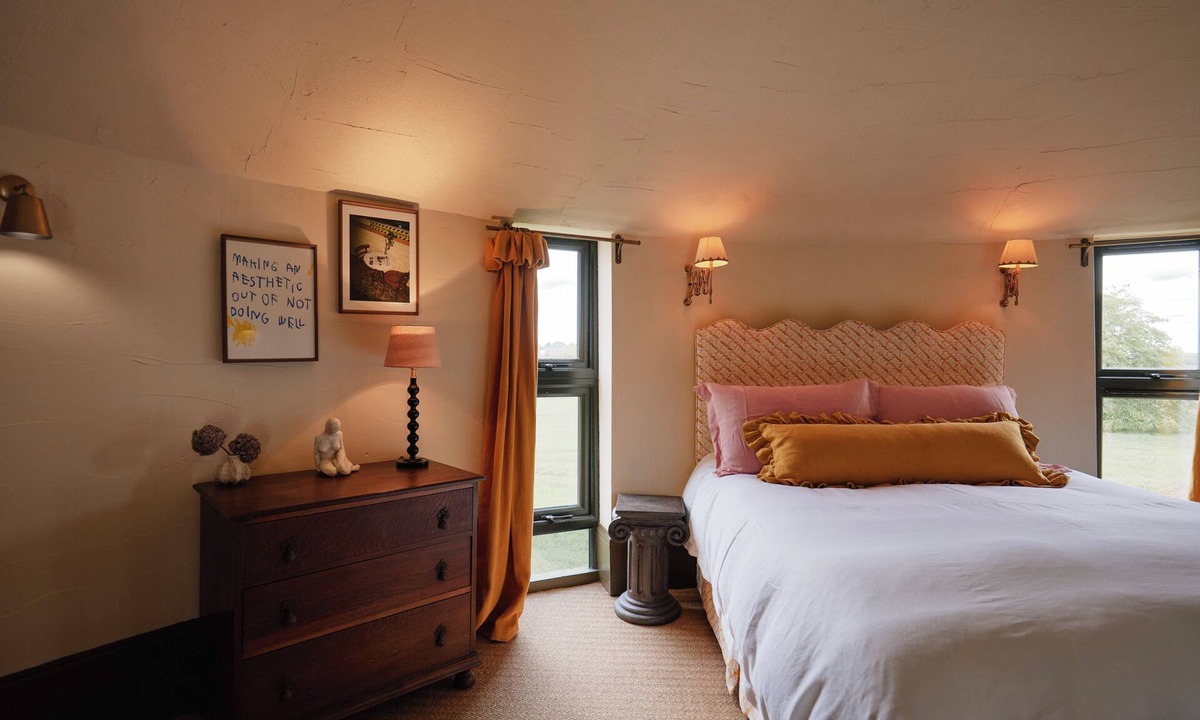 Sutton Bonington Cabin | Countryside Retreat - The Grain Store