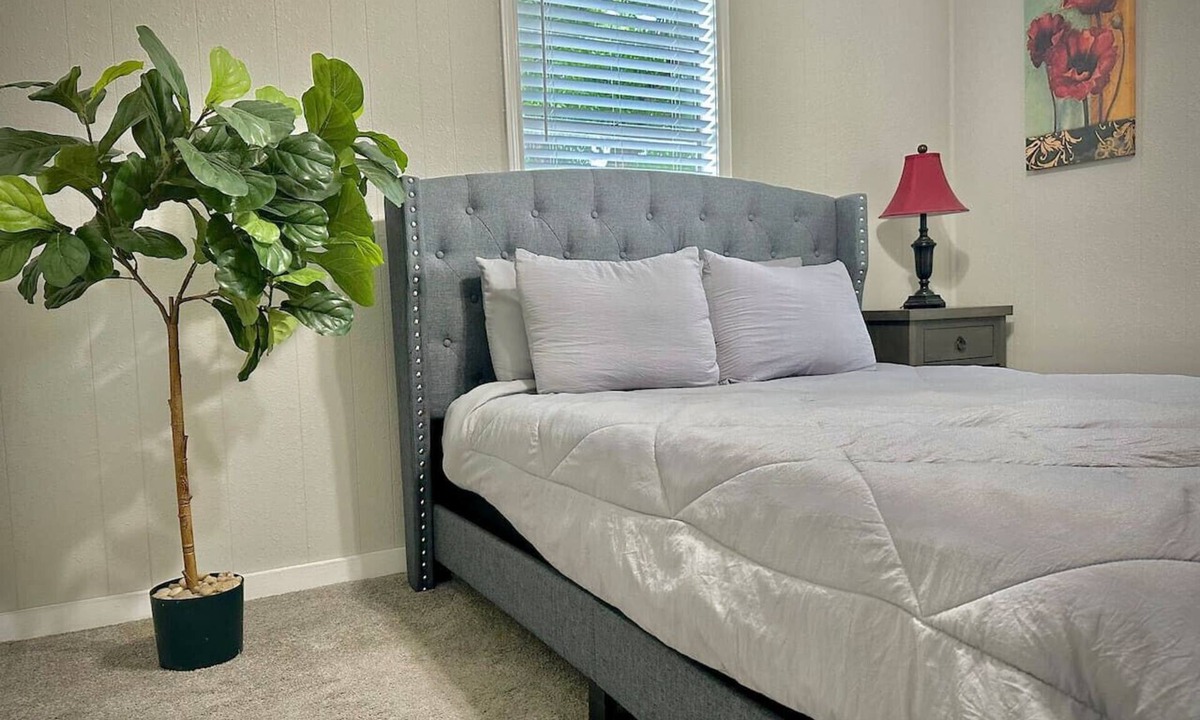 McKinney House | Countryside Retreat,WorkerFriendly,A+Location