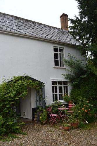 Palgrave House | Countryside Tiny House