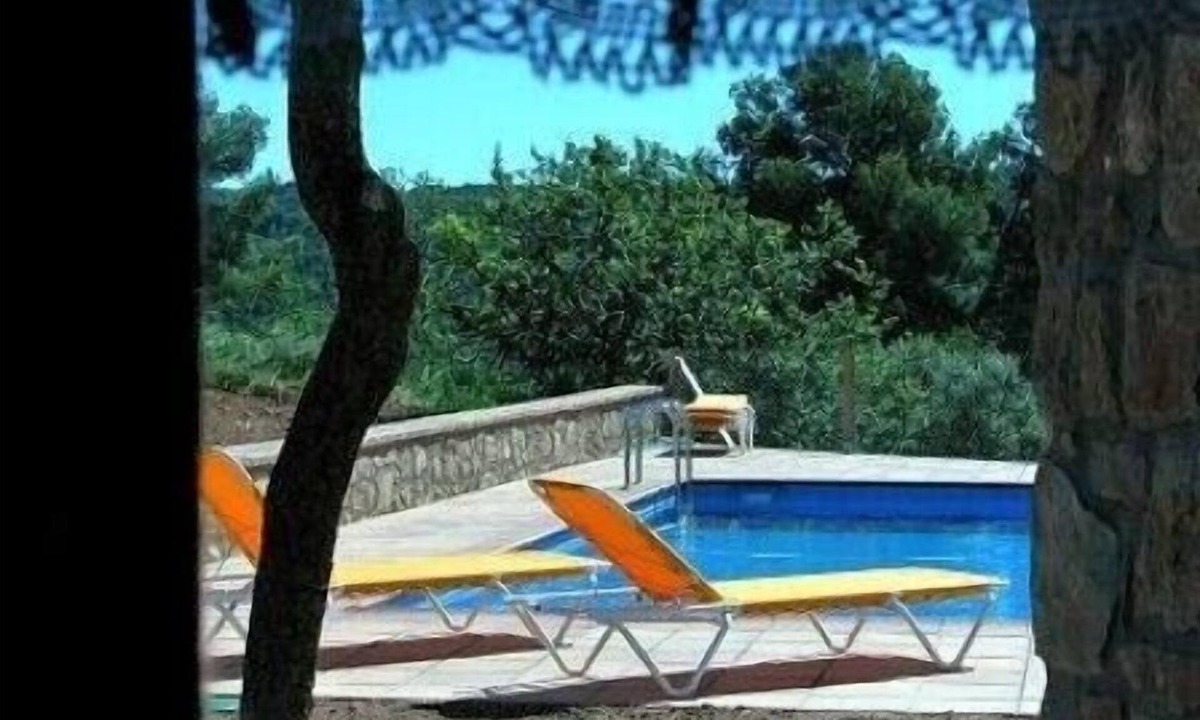 Montmajor Villa | Countryside Villa in Beautiful Nature - Pool, BBQ, Outdoor Kitchen, Mountains