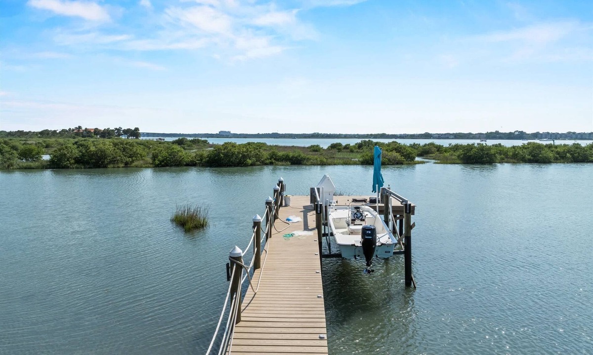St. Augustine House | Couple's Haven | Private Pool & Dock Access, BBQ
