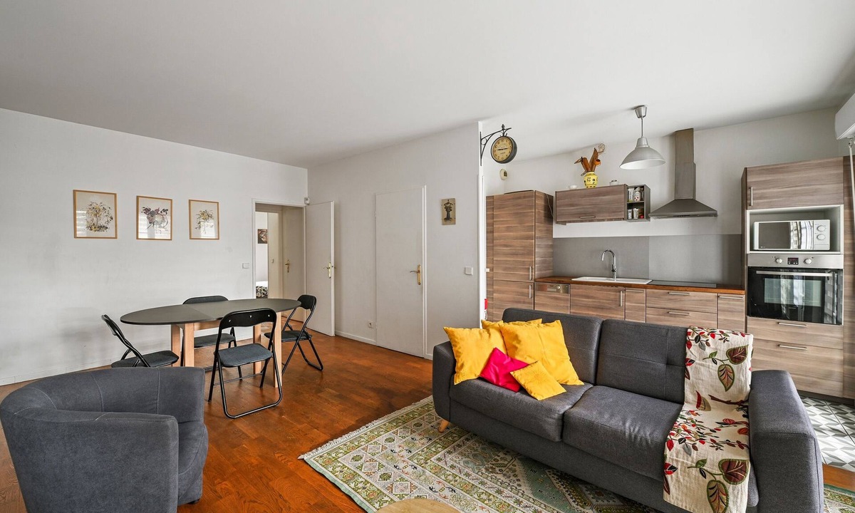 Serris Apartment | Cour de la Garonne -Proche Disneyland avec parking