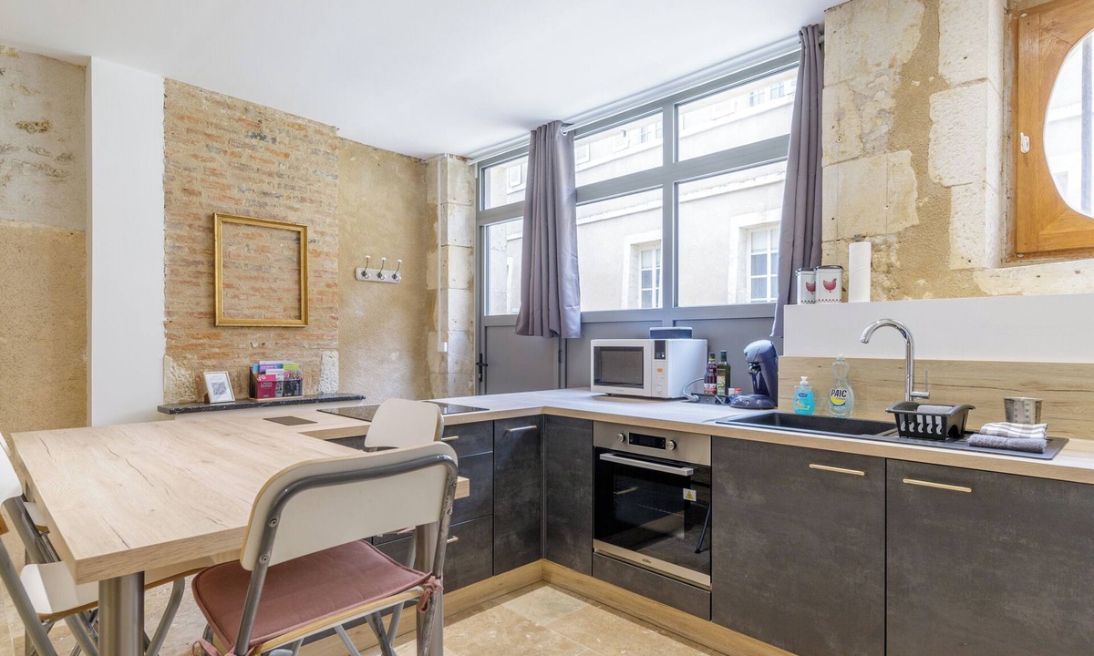 Le Blanc Apartment | Cour des Moines - centre ville