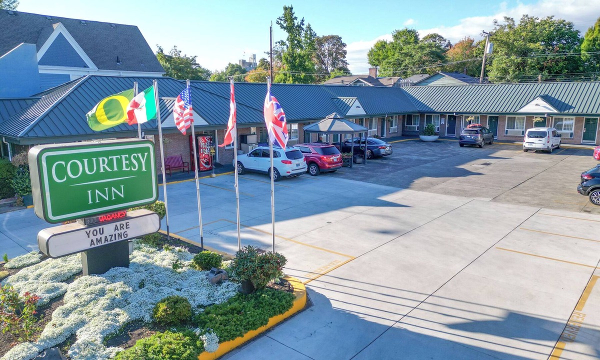 Market District Hotel | Courtesy Inn Eugene Downtown