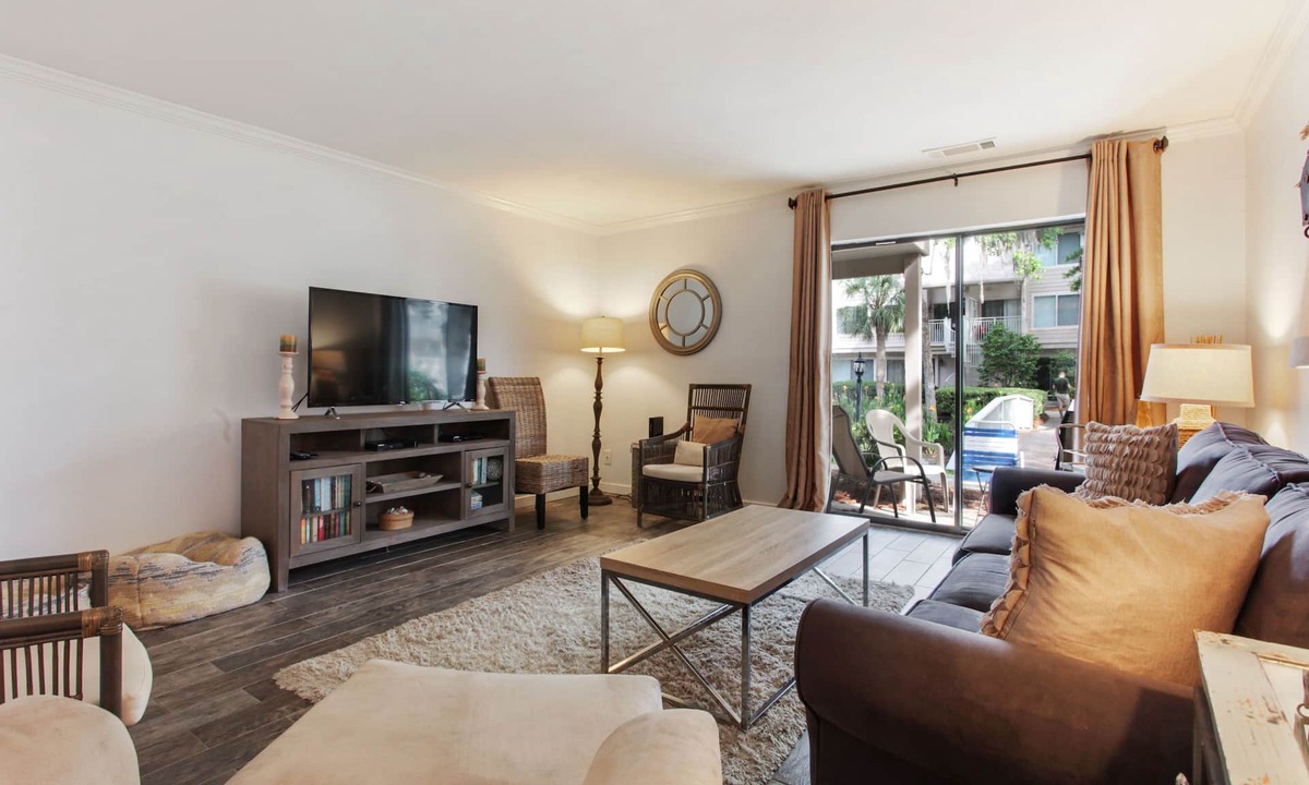 Hilton Head Island Condo | Courtside 94 - Updated Ground Floor 2 bedroom
