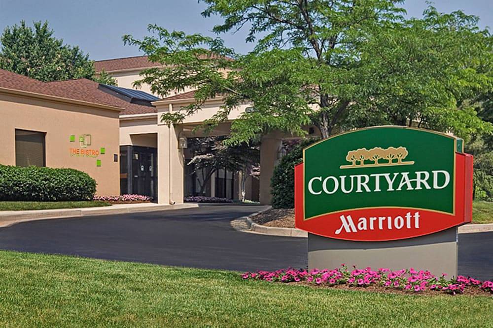Hunt Valley Hotel | Courtyard by Marriott Baltimore Hunt Valley